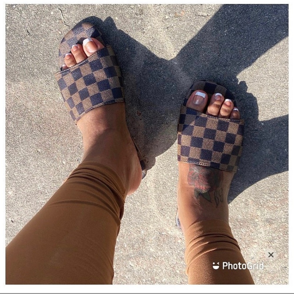 Brown checker sandals